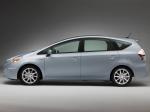 Toyota Prius MPV v 2011 года